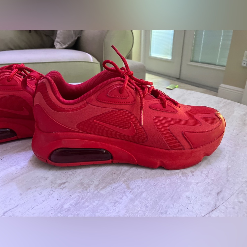 Nike AirMax Men’s Sneakers